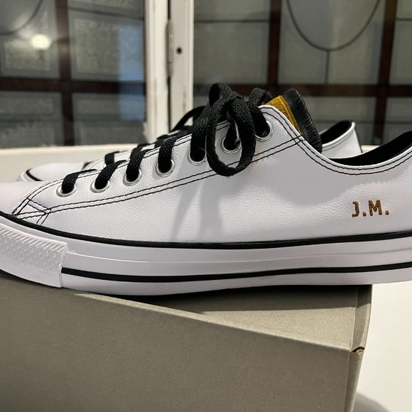 NWOT Converse Men's Leather Chuck Taylor All Star Low Top Shoes - White - Size 9 - Picture 7 of 10